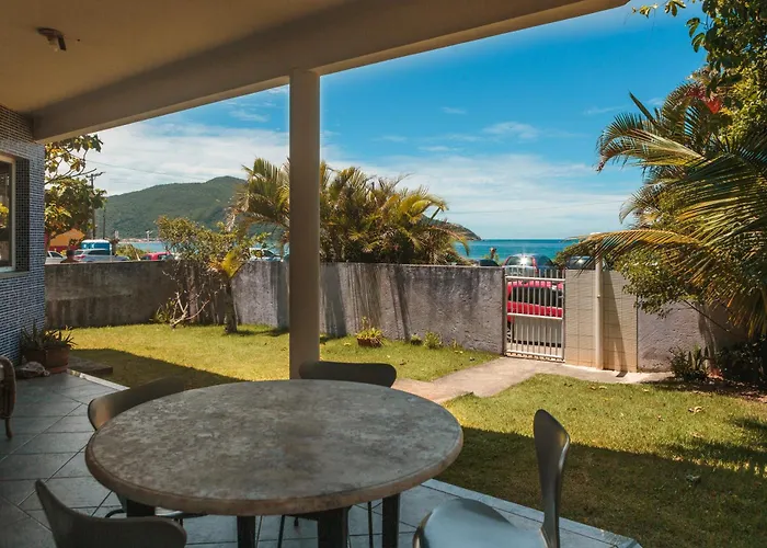 Casa Alto Padrao Frente Mar Acores