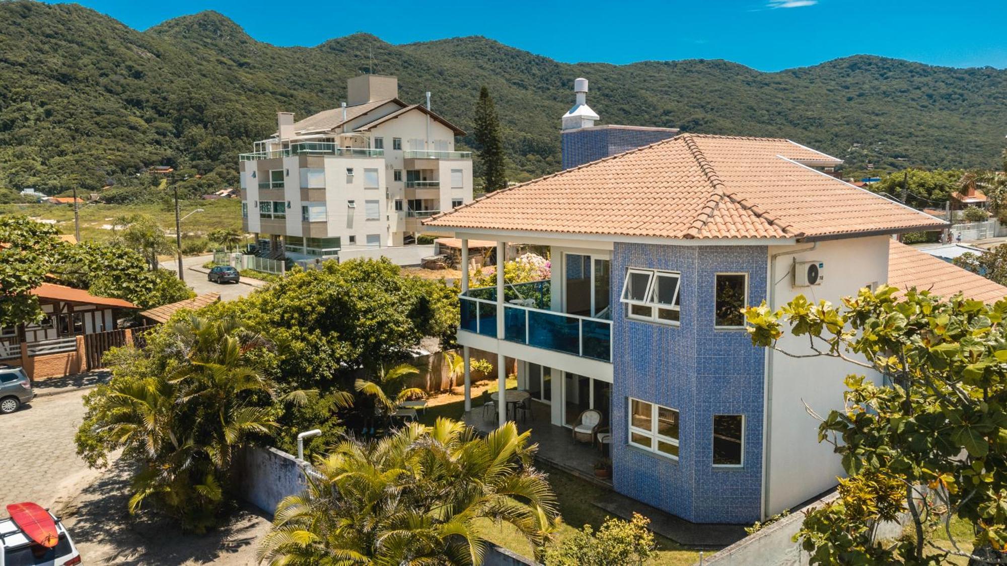 Casa Alto Padrao Frente Mar Acores Villa